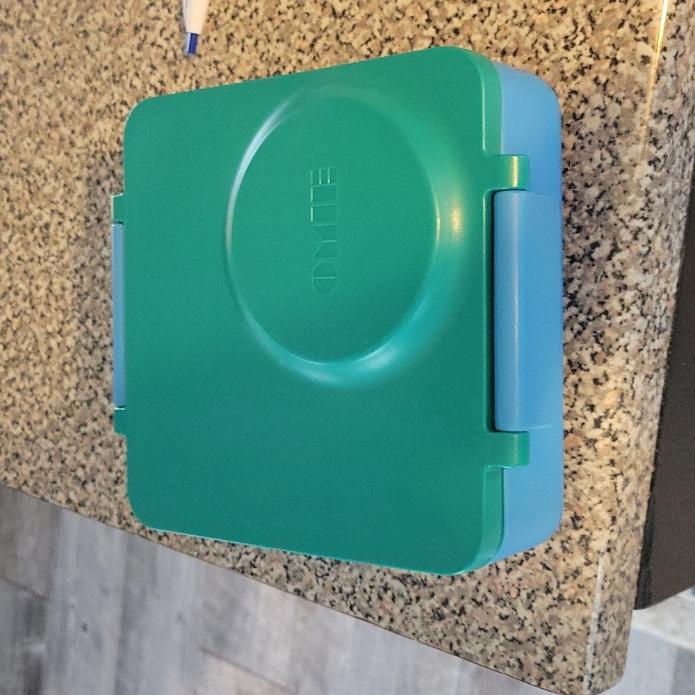 Lunch box